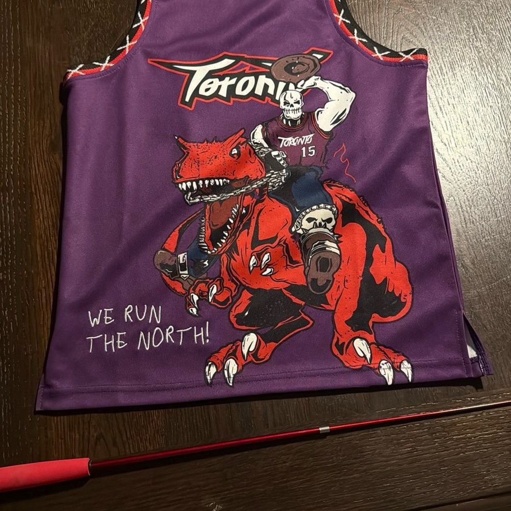 Like New! BRAND X TORONTO RAPTORS!